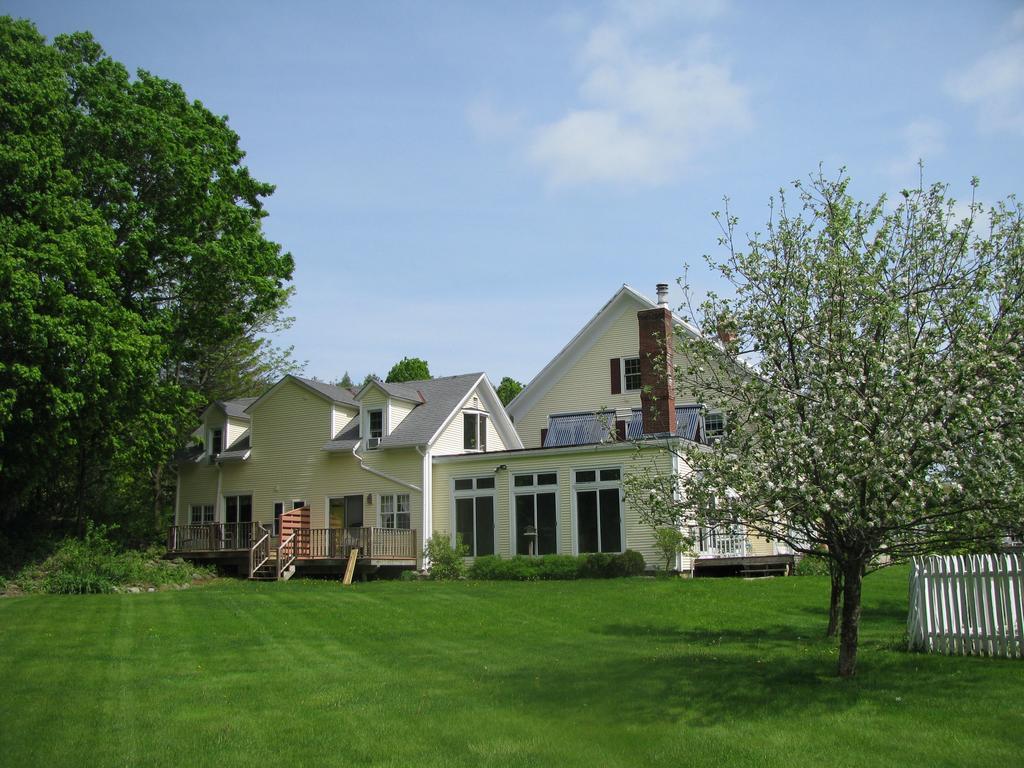 Inn At Buck Hollow Farm Fairfax Exterior photo