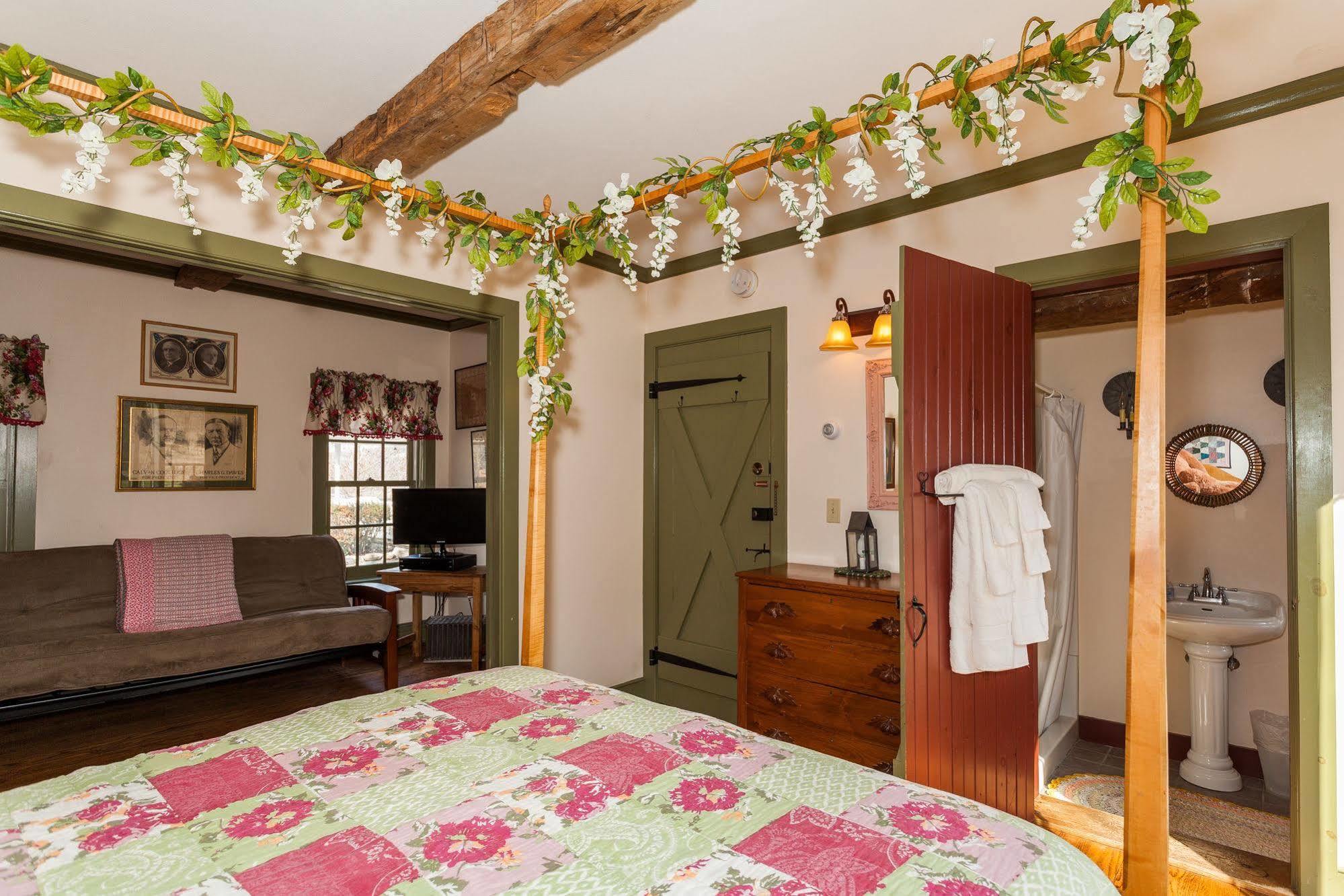 Inn At Buck Hollow Farm Fairfax Exterior photo